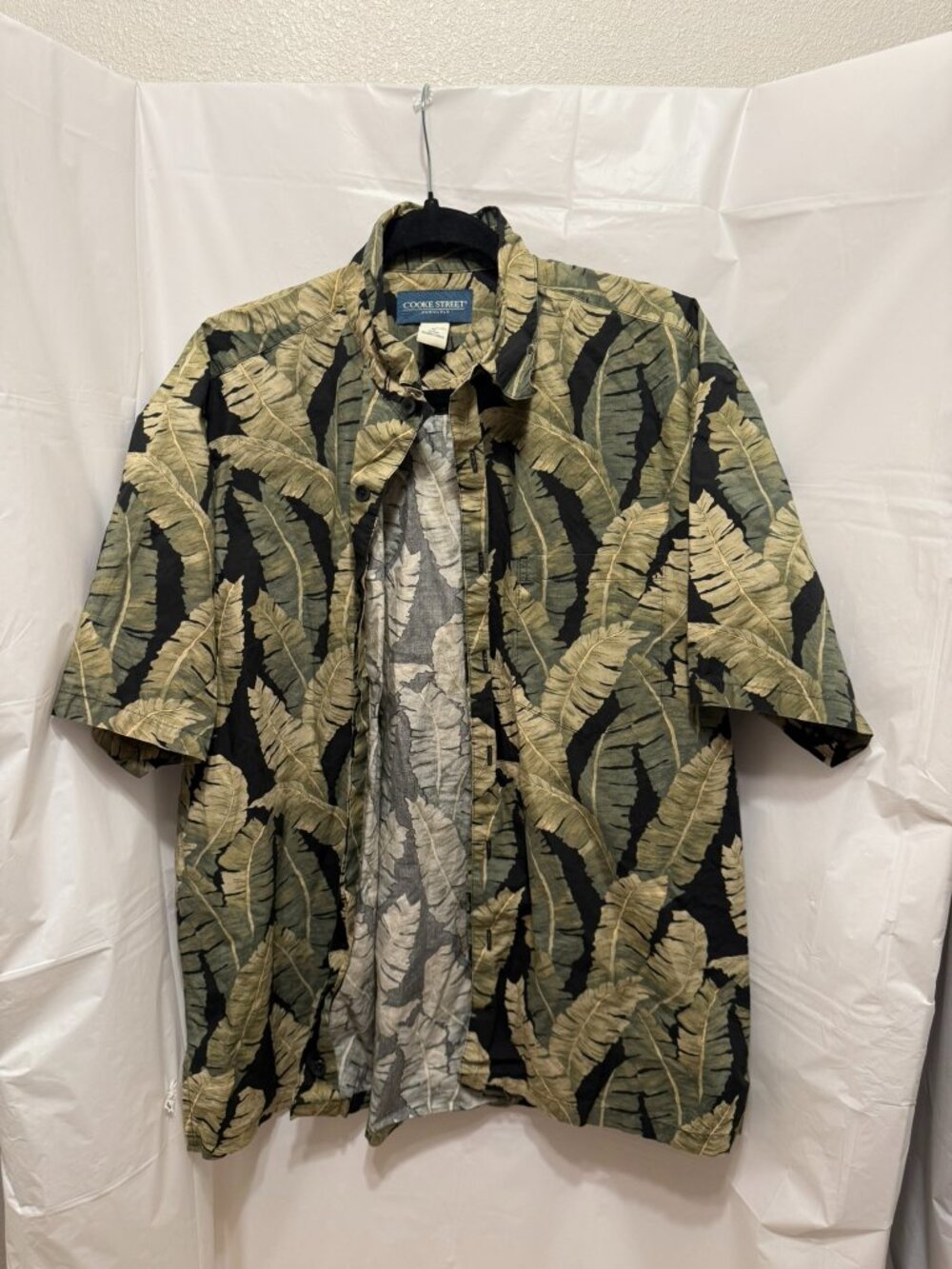 Cooke Street Honolulu Mens Tropical Banana Leaf Print Hawaiian Aloha Shirt M